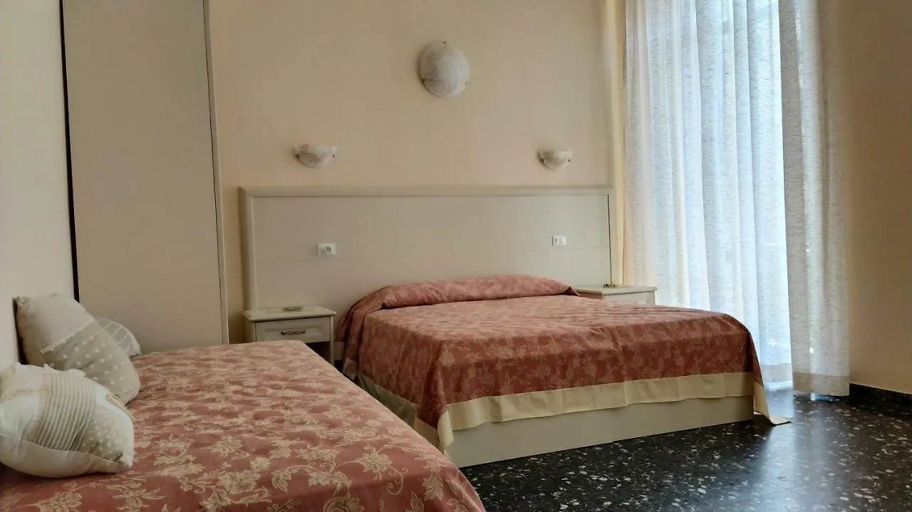 Hotel Vivi 5 terre La Spezia 2*,