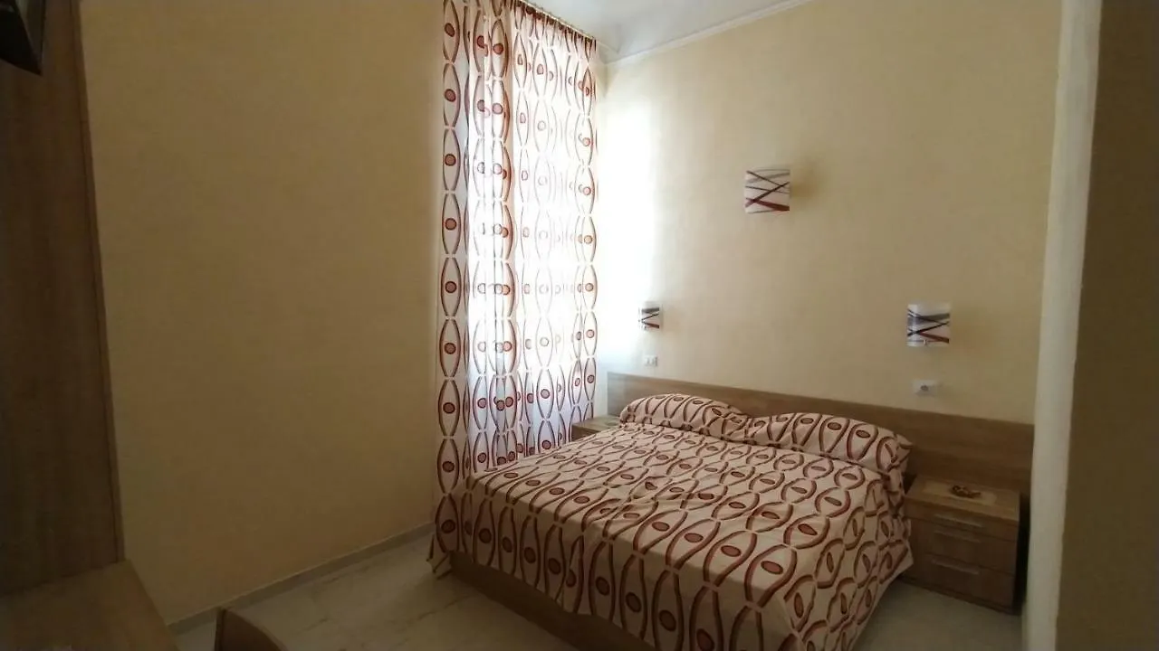 Hotel Vivi 5 terre La Spezia 2*,